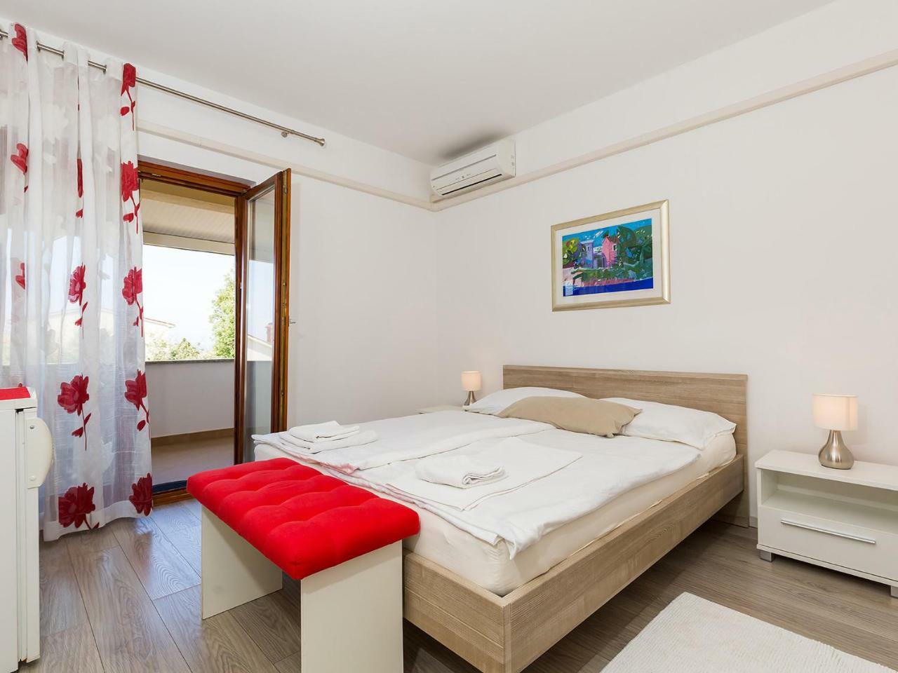 Ulika Rooms & Apartments Пореч Екстериор снимка